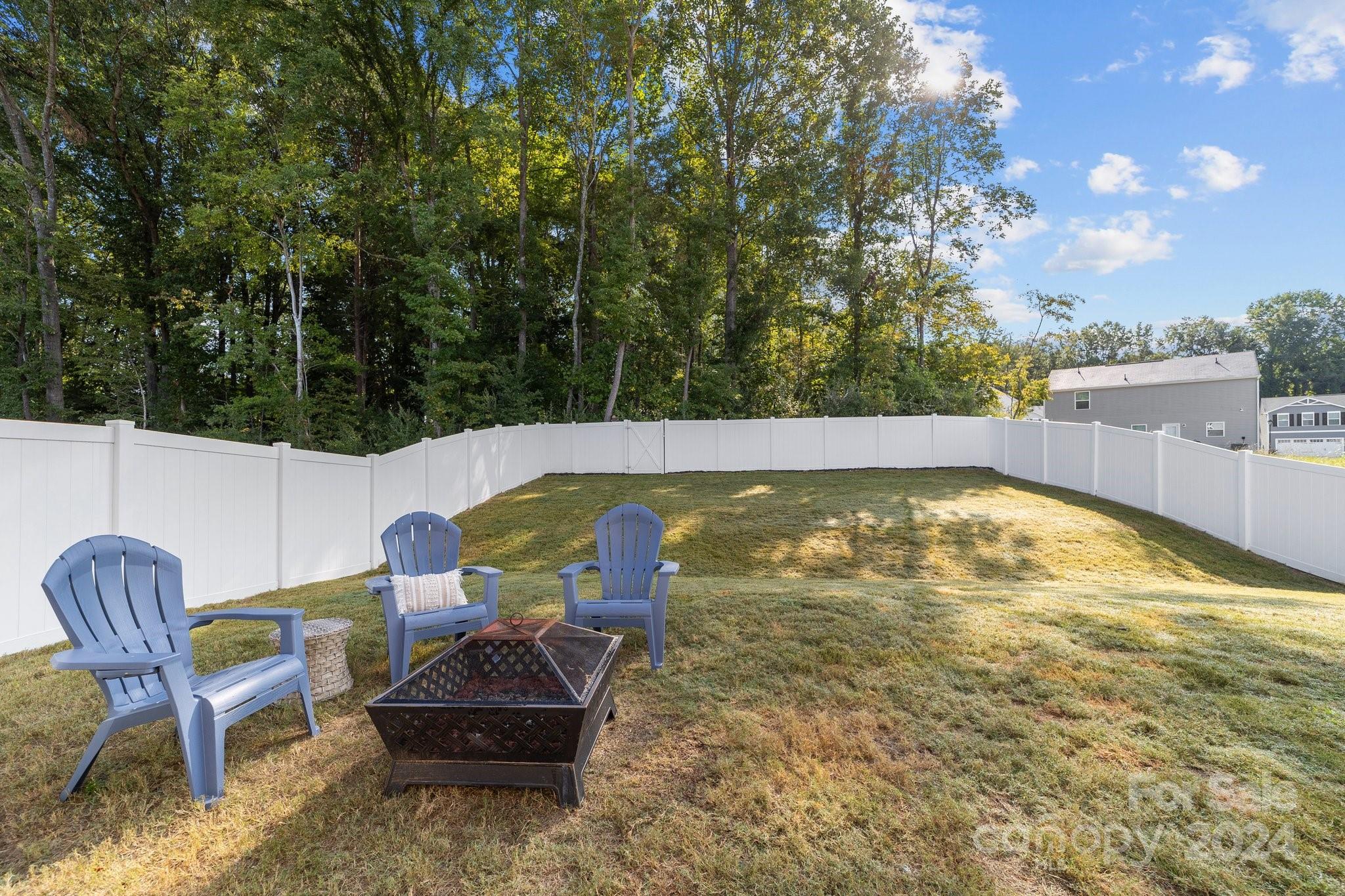 5120 Rustling Pines Court Charlotte NC 28215