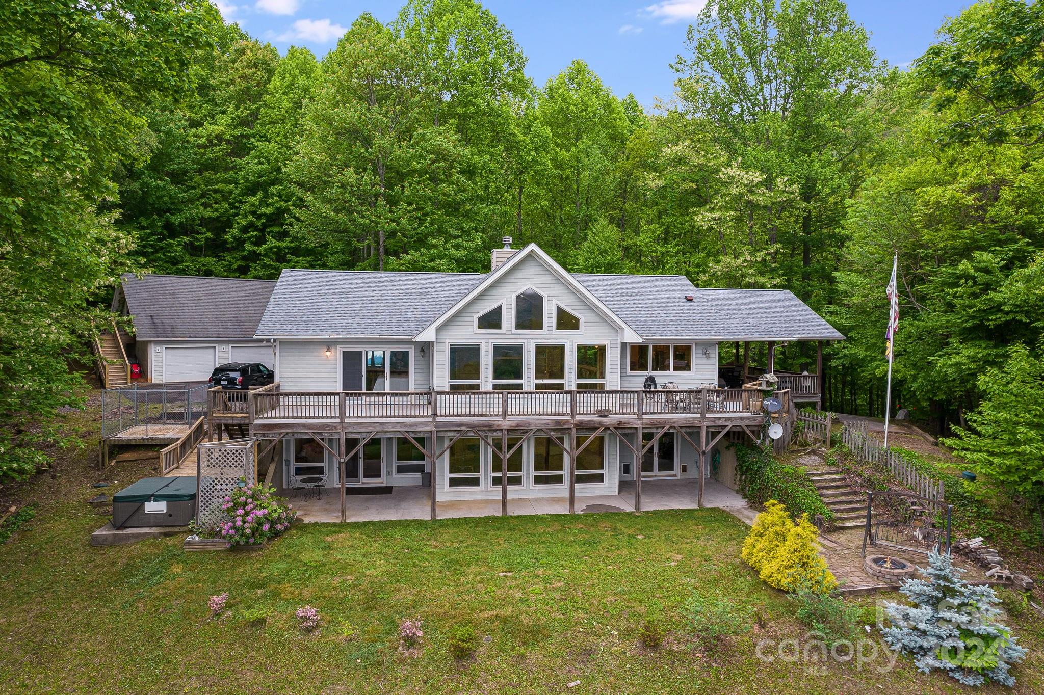 199 Buckskin Lane Waynesville NC 28785