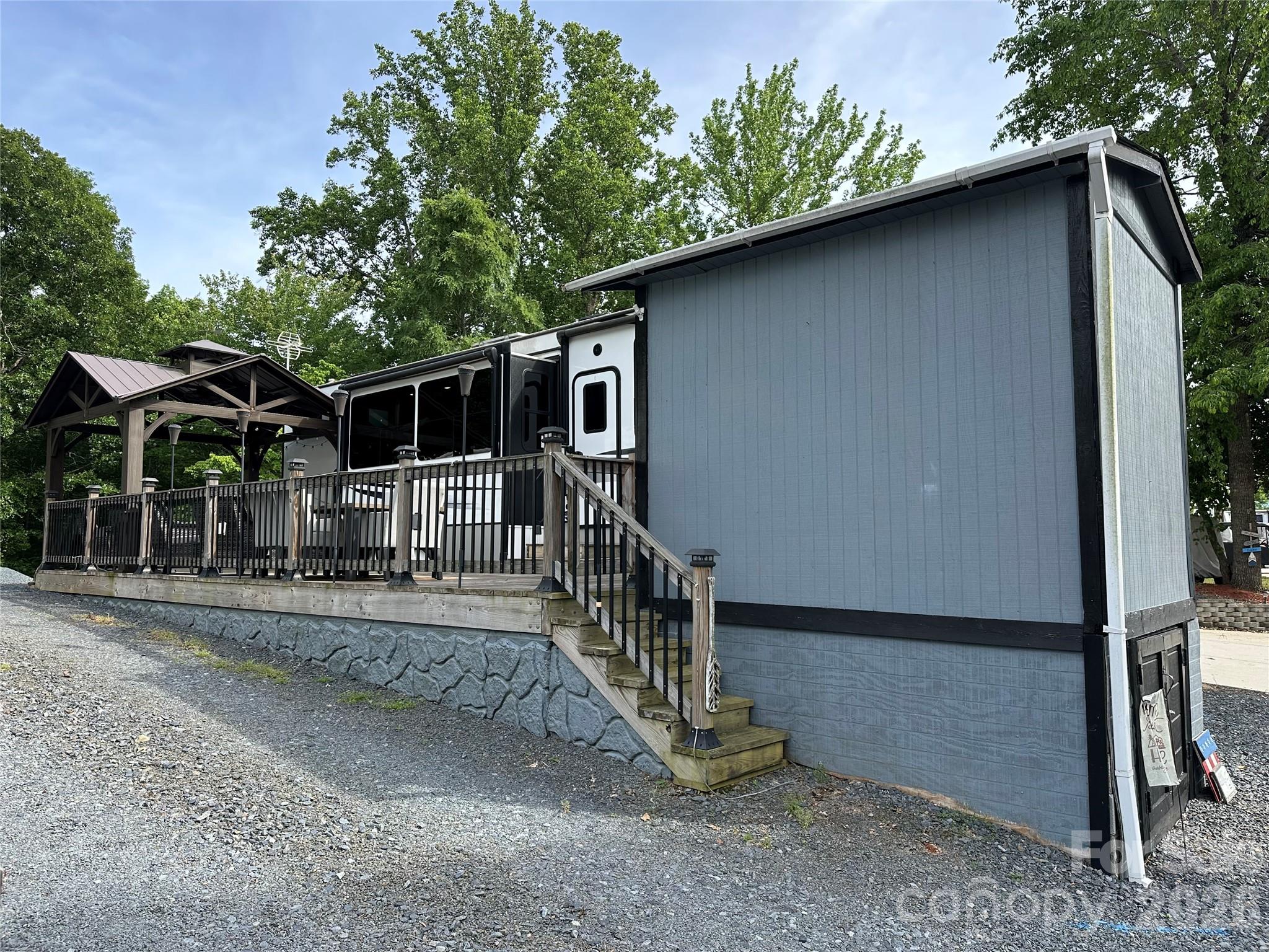133 Marina Drive New London NC 28127