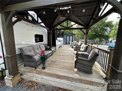 133 Marina Drive New London NC 28127