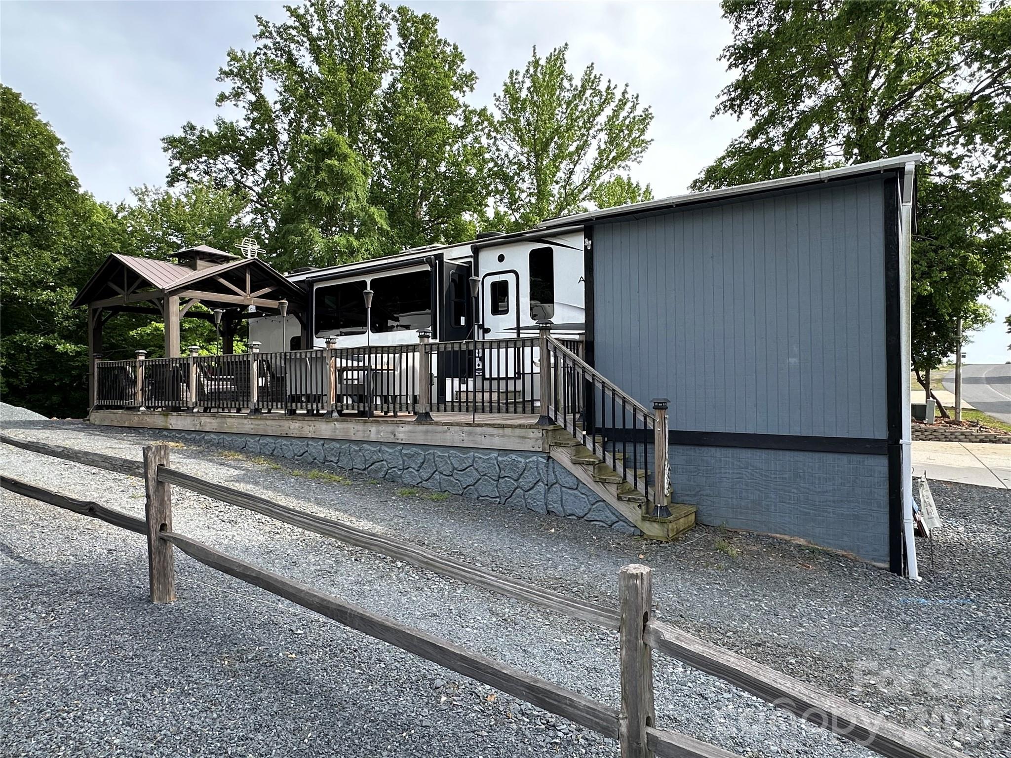 133 Marina Drive New London NC 28127