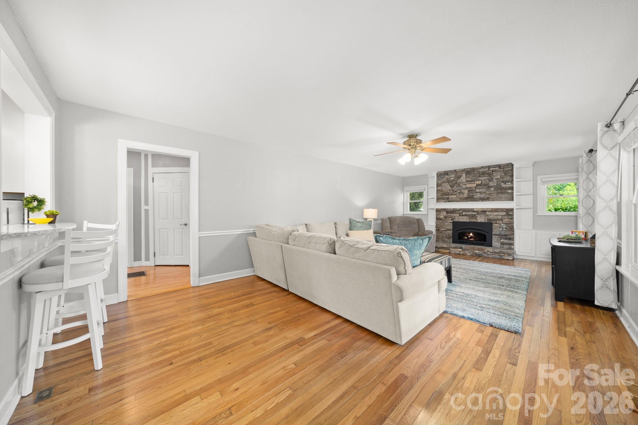 429 Brooklyn Avenue Hendersonville NC 28792