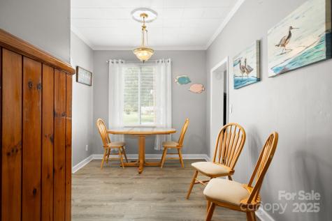 429 Brooklyn Avenue Hendersonville NC 28792