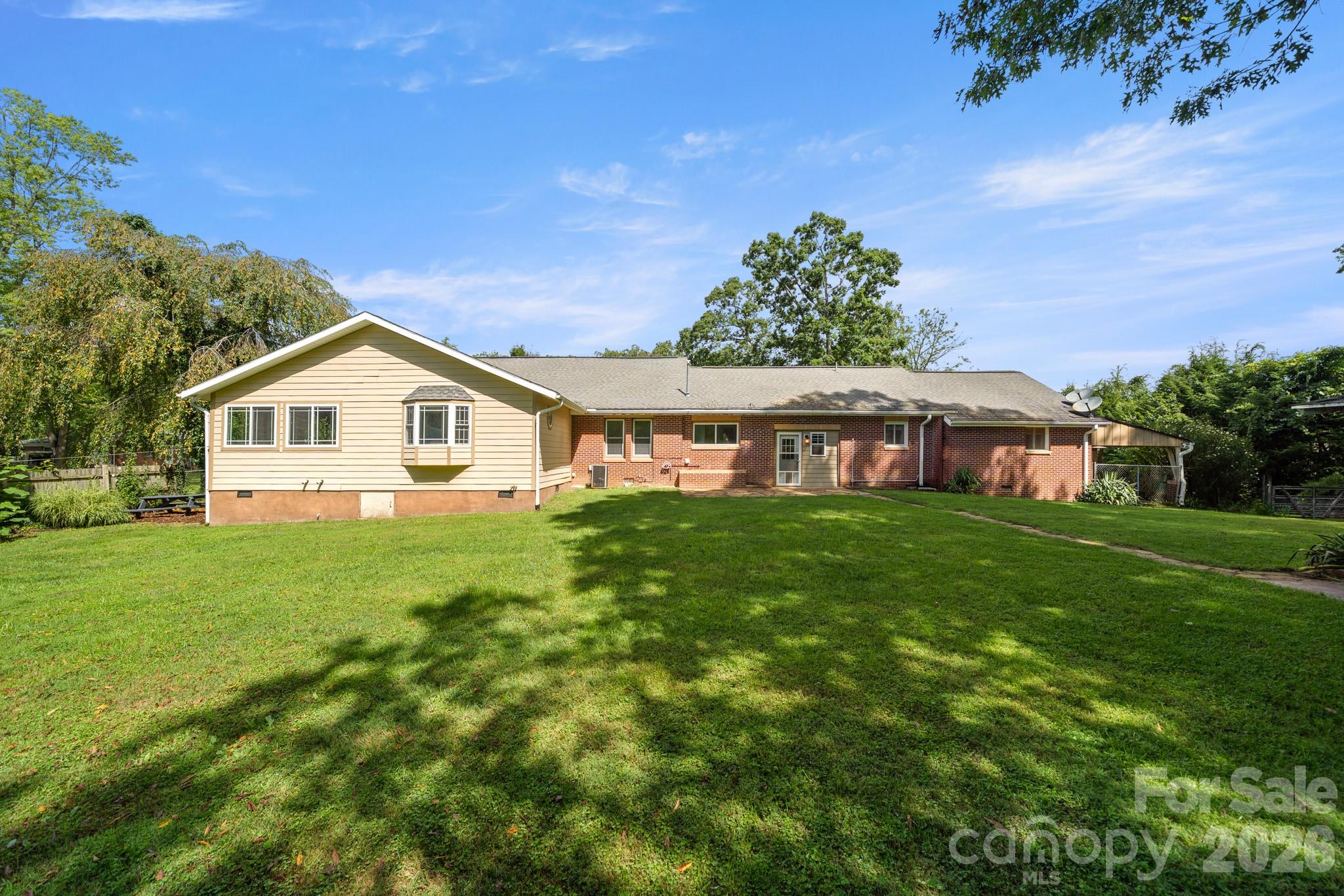 429 Brooklyn Avenue Hendersonville NC 28792