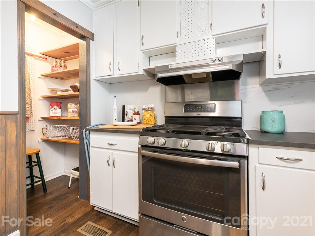 736 Manhasset Road Charlotte NC 28209