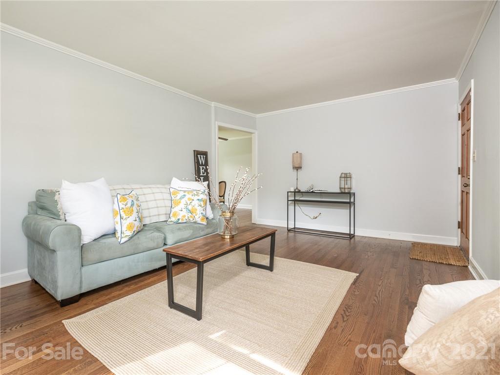 736 Manhasset Road Charlotte NC 28209