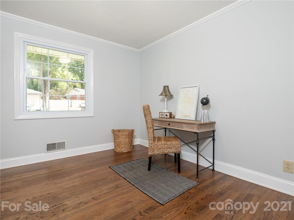 736 Manhasset Road Charlotte NC 28209