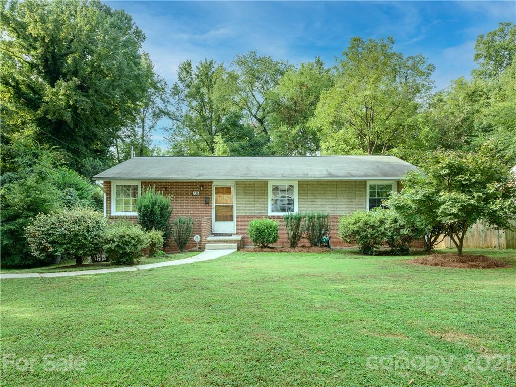 736 Manhasset Road Charlotte NC 28209