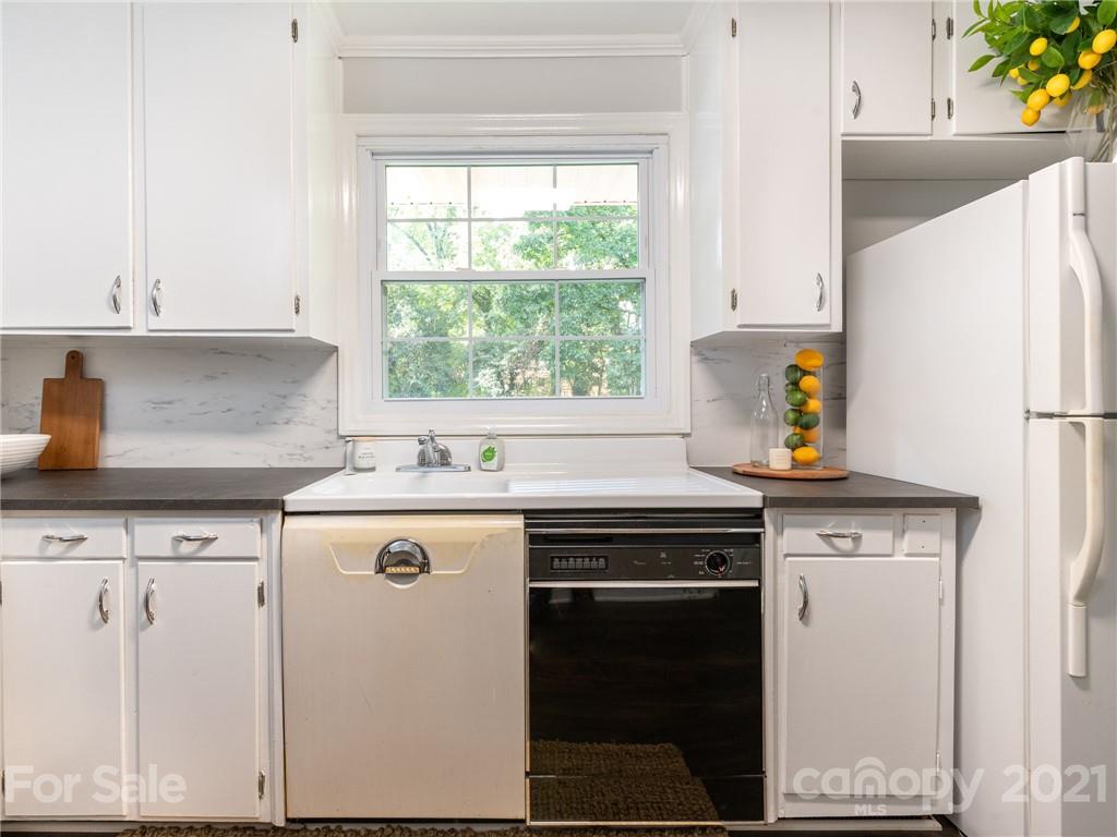 736 Manhasset Road Charlotte NC 28209