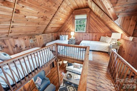 1265 Dillingham Road Barnardsville NC 28709