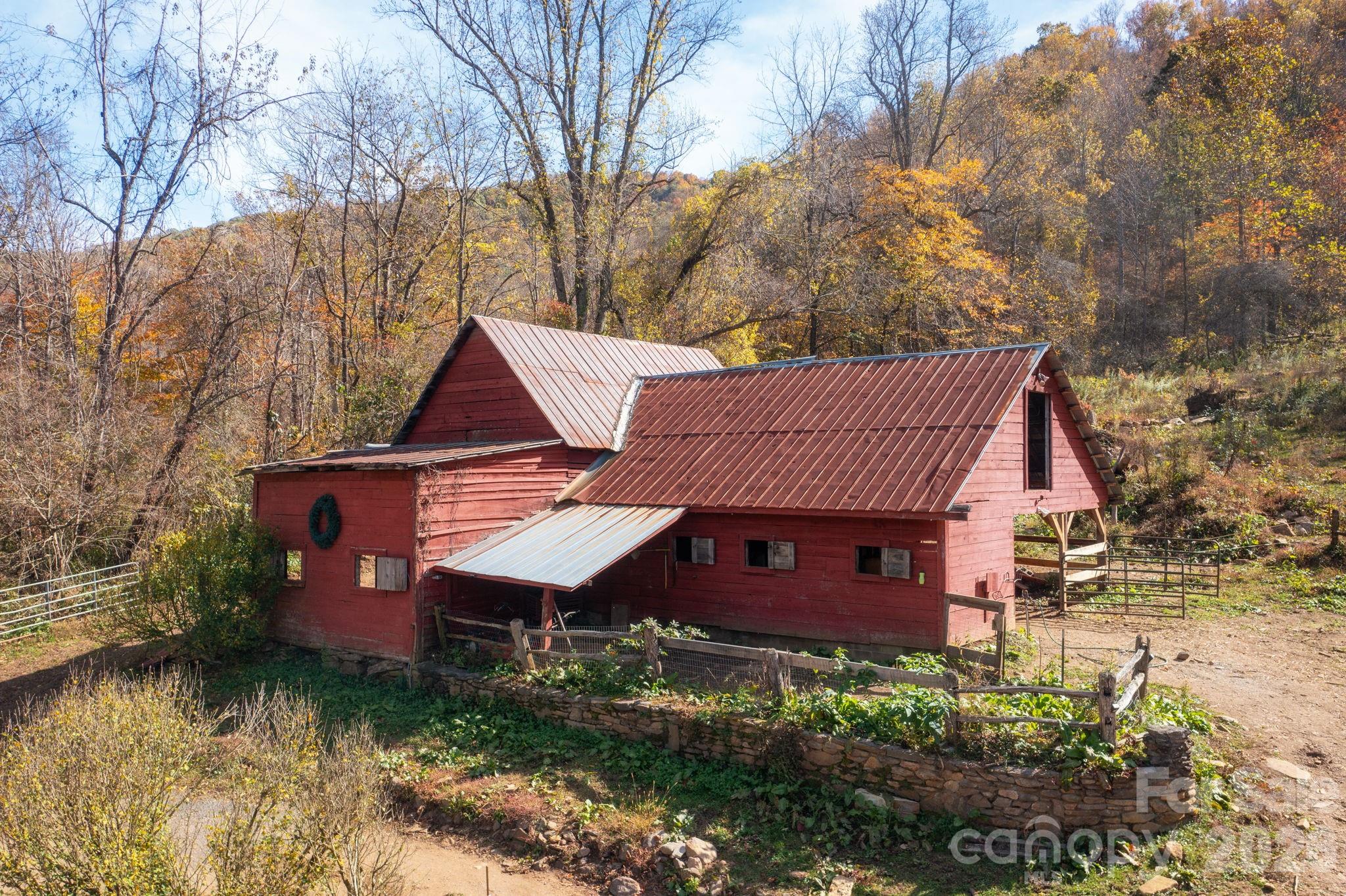 1265 Dillingham Road Barnardsville NC 28709