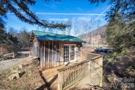 1265 Dillingham Road Barnardsville NC 28709