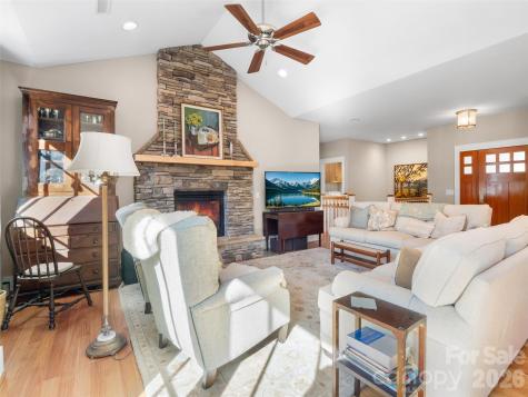 13 Mandolin Drive Black Mountain NC 28711