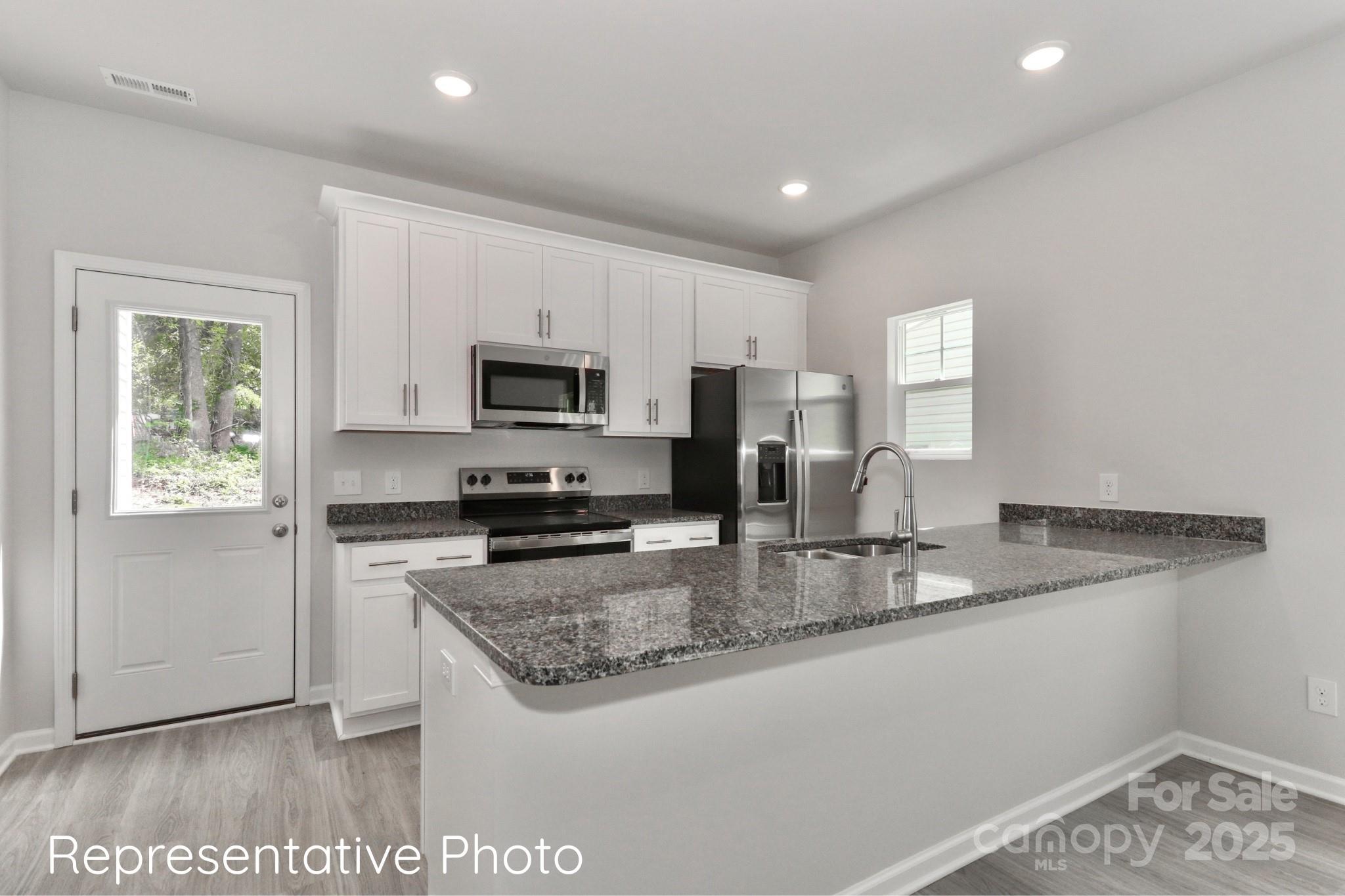 415 W Iredell Avenue Mooresville NC 28115