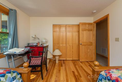 87 Chestnut Hill Road Black Mountain NC 28711