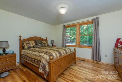 87 Chestnut Hill Road Black Mountain NC 28711