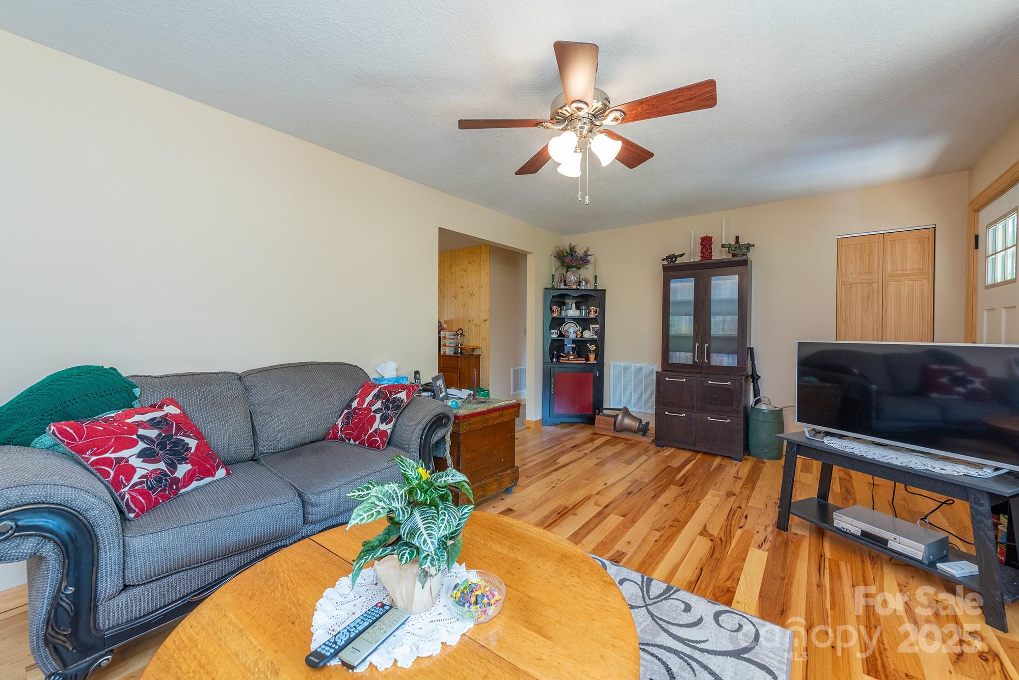 87 Chestnut Hill Road Black Mountain NC 28711