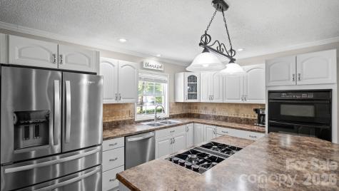 9608 Watergate Road Charlotte NC 28270