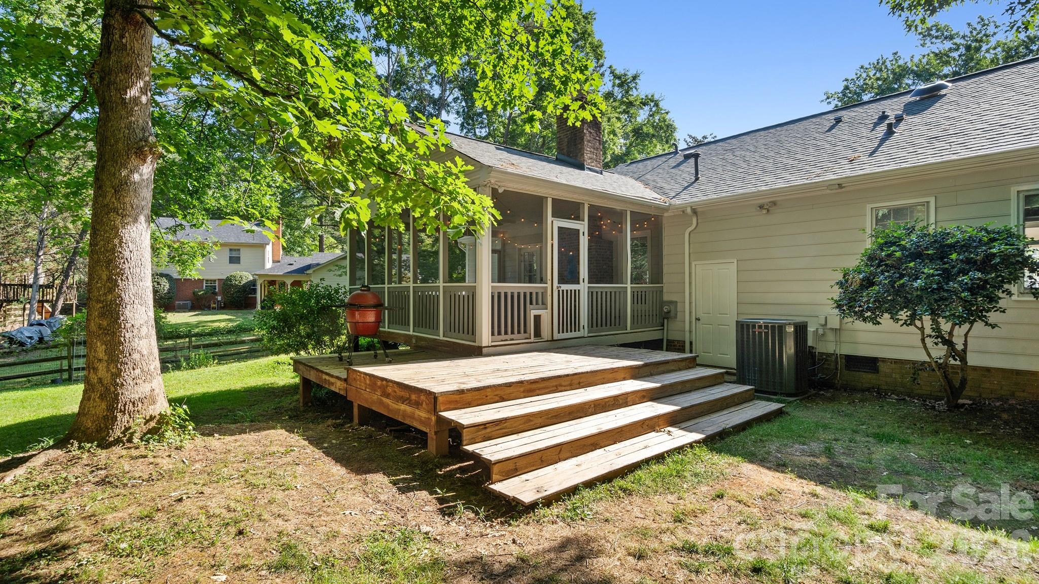 9608 Watergate Road Charlotte NC 28270