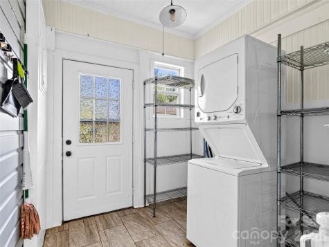 125 Edwards Avenue Swannanoa NC 28778