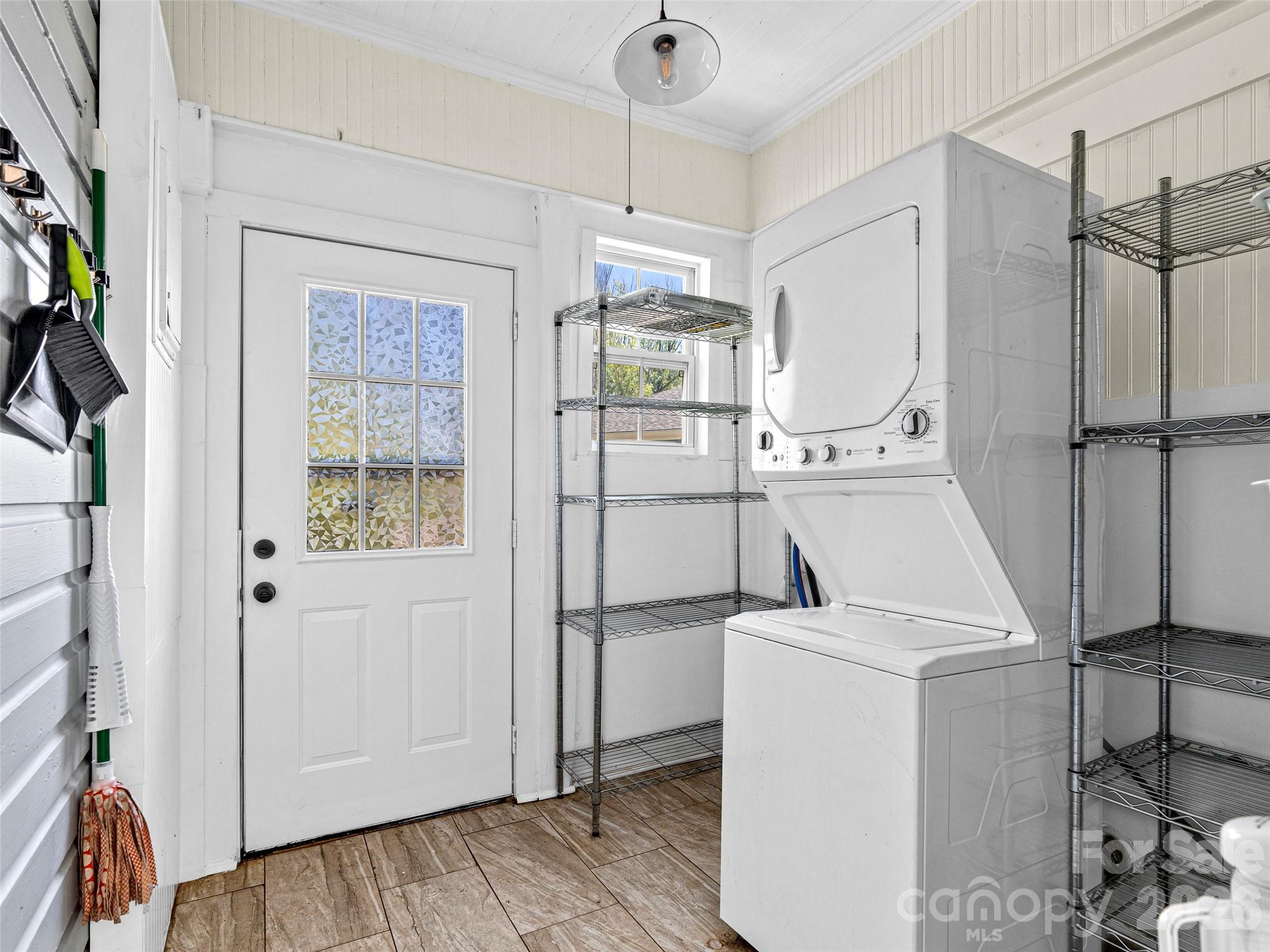 125 Edwards Avenue Swannanoa NC 28778