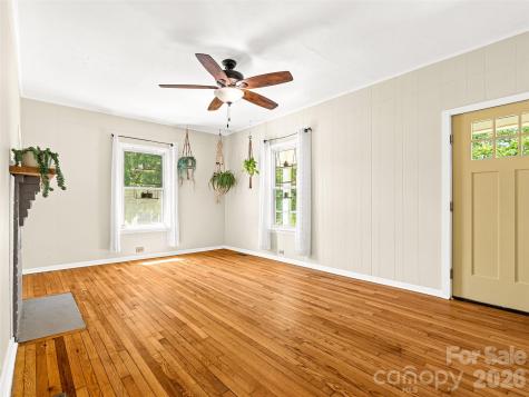 125 Edwards Avenue Swannanoa NC 28778