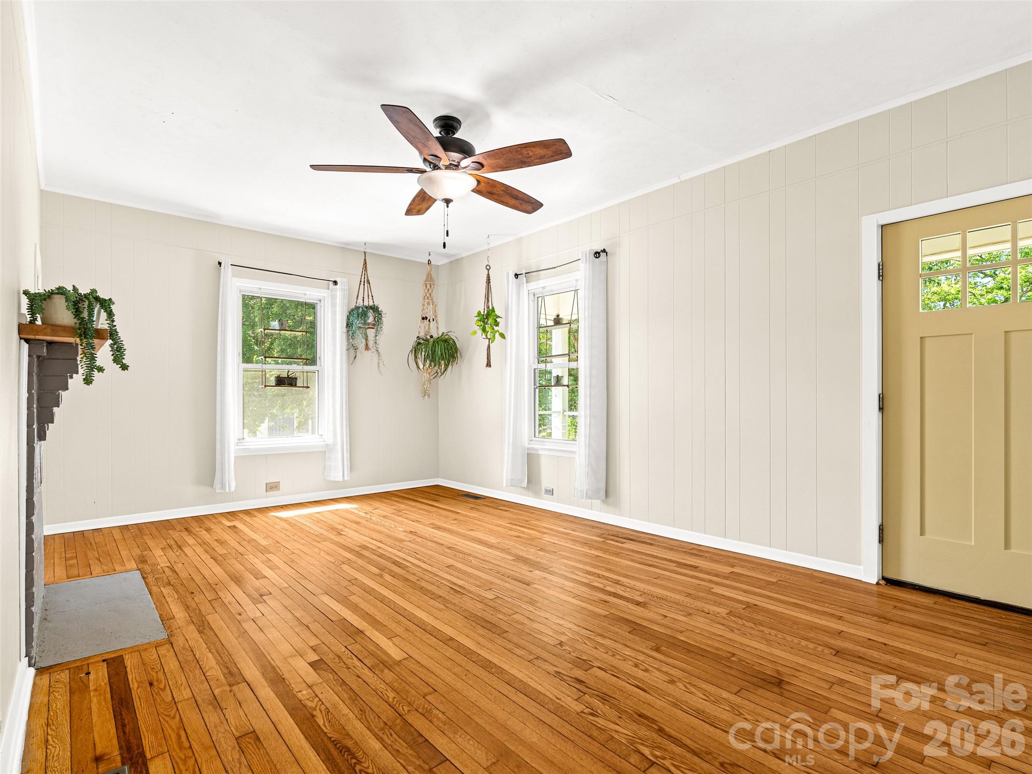 125 Edwards Avenue Swannanoa NC 28778
