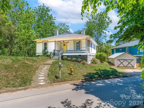 125 Edwards Avenue Swannanoa NC 28778