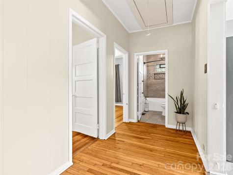 125 Edwards Avenue Swannanoa NC 28778