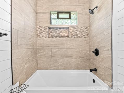 125 Edwards Avenue Swannanoa NC 28778