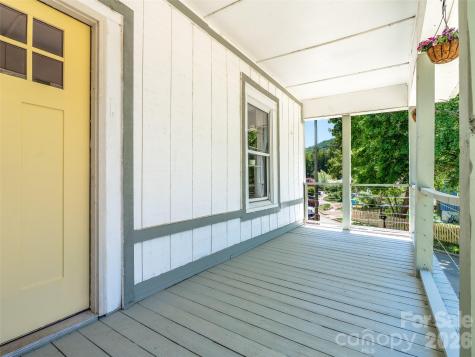 125 Edwards Avenue Swannanoa NC 28778