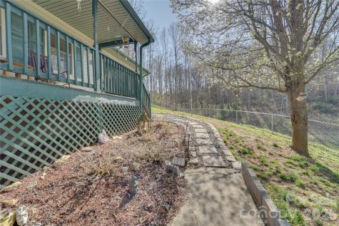 335 Icenhower Road Leicester NC 28748