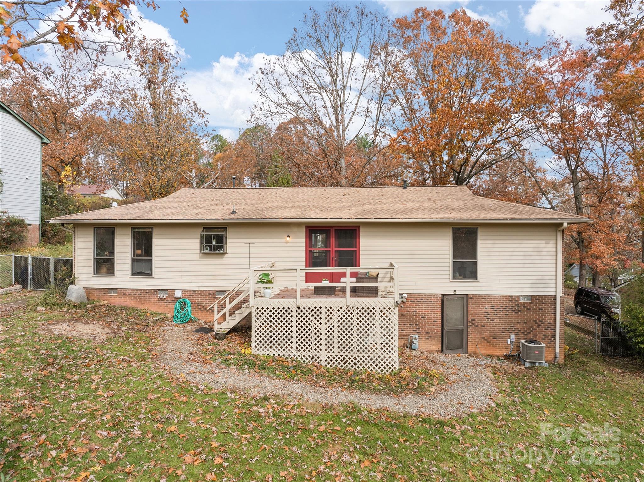 447 Creekside Drive Asheville NC 28804