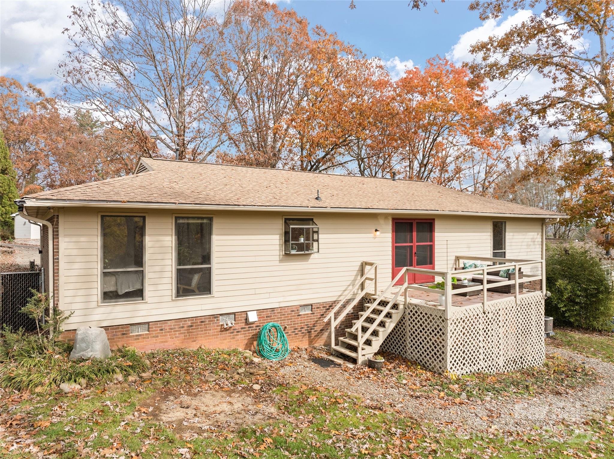 447 Creekside Drive Asheville NC 28804