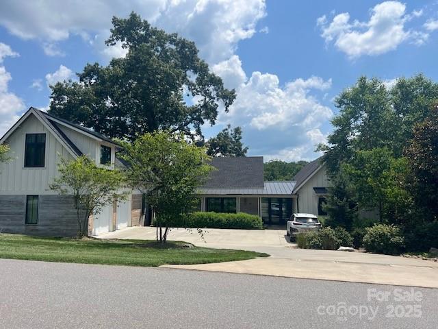 25 Wandering Oaks Way Asheville NC 28805