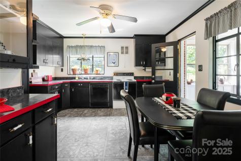 87 Shorewood Drive Asheville NC 28804