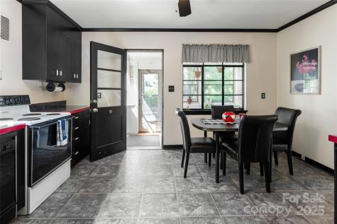 87 Shorewood Drive Asheville NC 28804