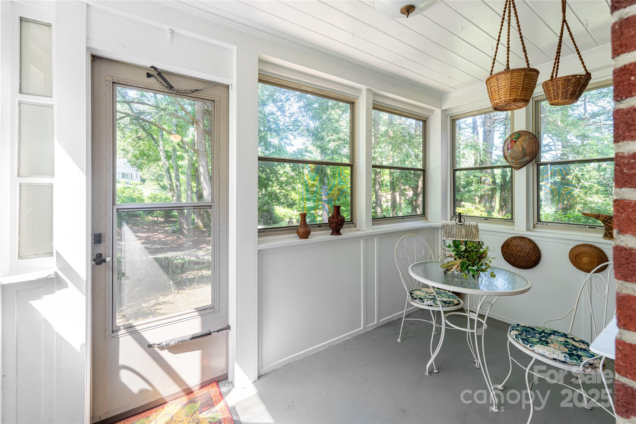 87 Shorewood Drive Asheville NC 28804