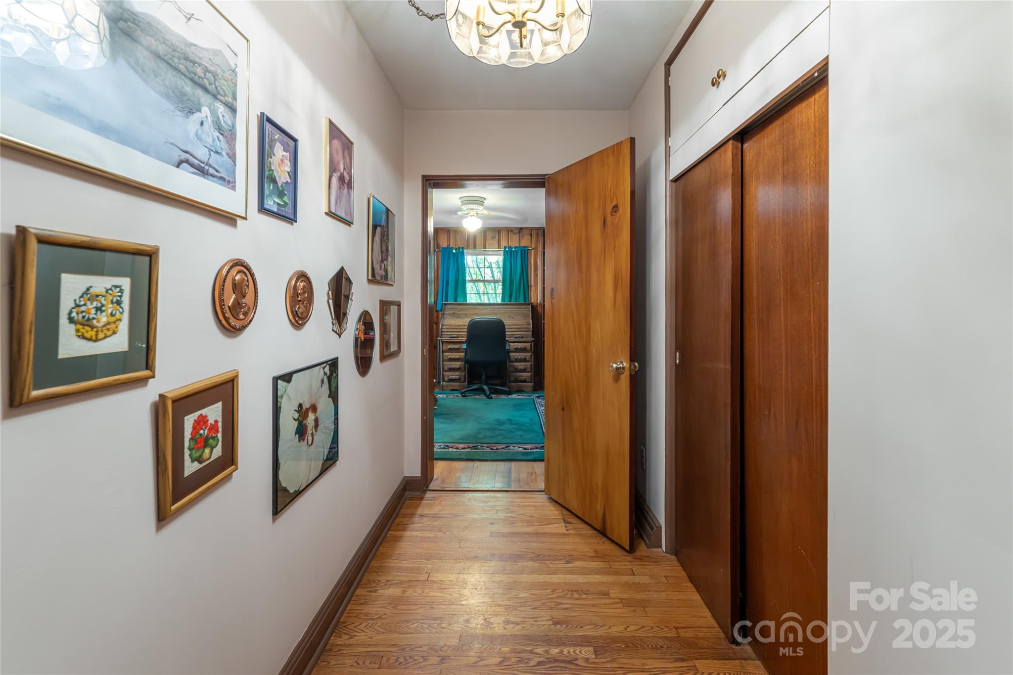 87 Shorewood Drive Asheville NC 28804