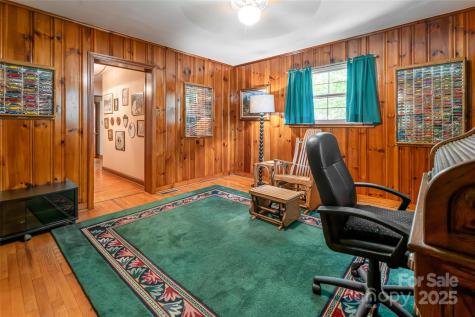 87 Shorewood Drive Asheville NC 28804