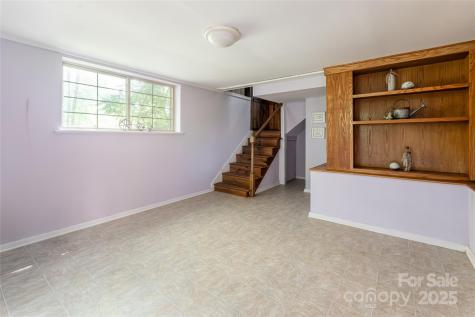 87 Shorewood Drive Asheville NC 28804