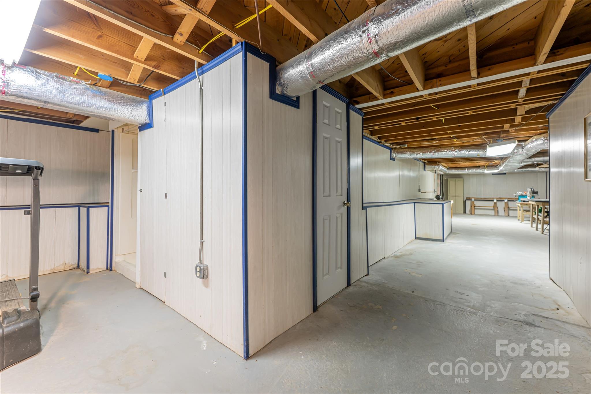 87 Shorewood Drive Asheville NC 28804