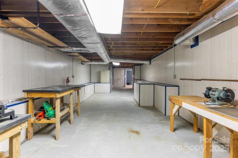 87 Shorewood Drive Asheville NC 28804