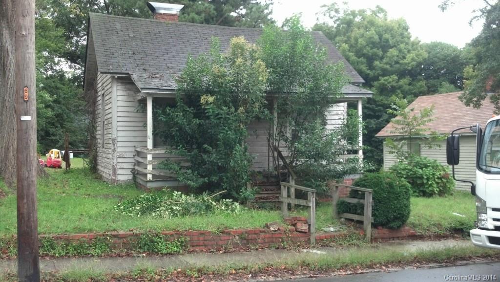 69 Pine Street NW Concord NC 28025
