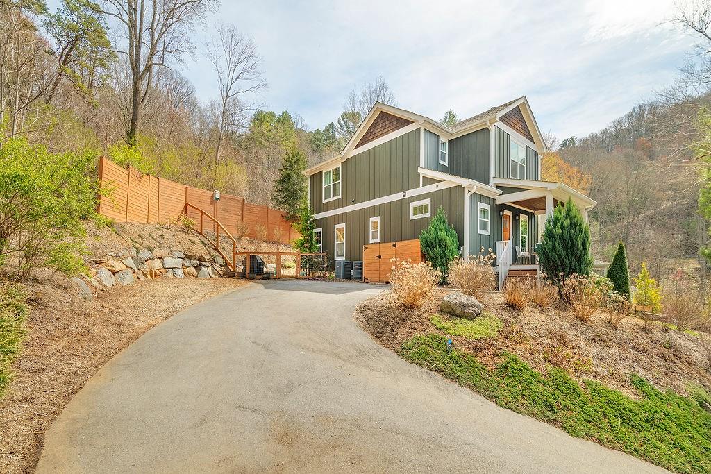 80 Bassett Road Asheville NC 28804