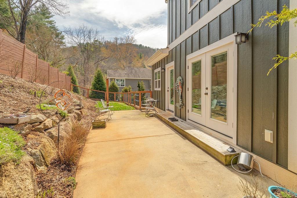 80 Bassett Road Asheville NC 28804