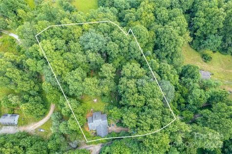 164 Horseplay Lane Lake Toxaway NC 28747