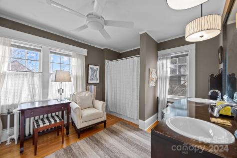 7 Woodley Avenue Asheville NC 28804