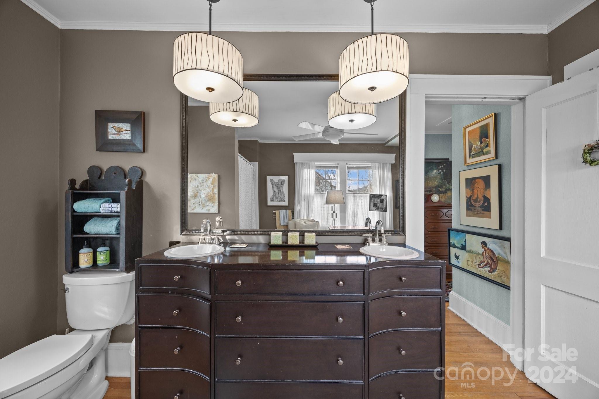 7 Woodley Avenue Asheville NC 28804