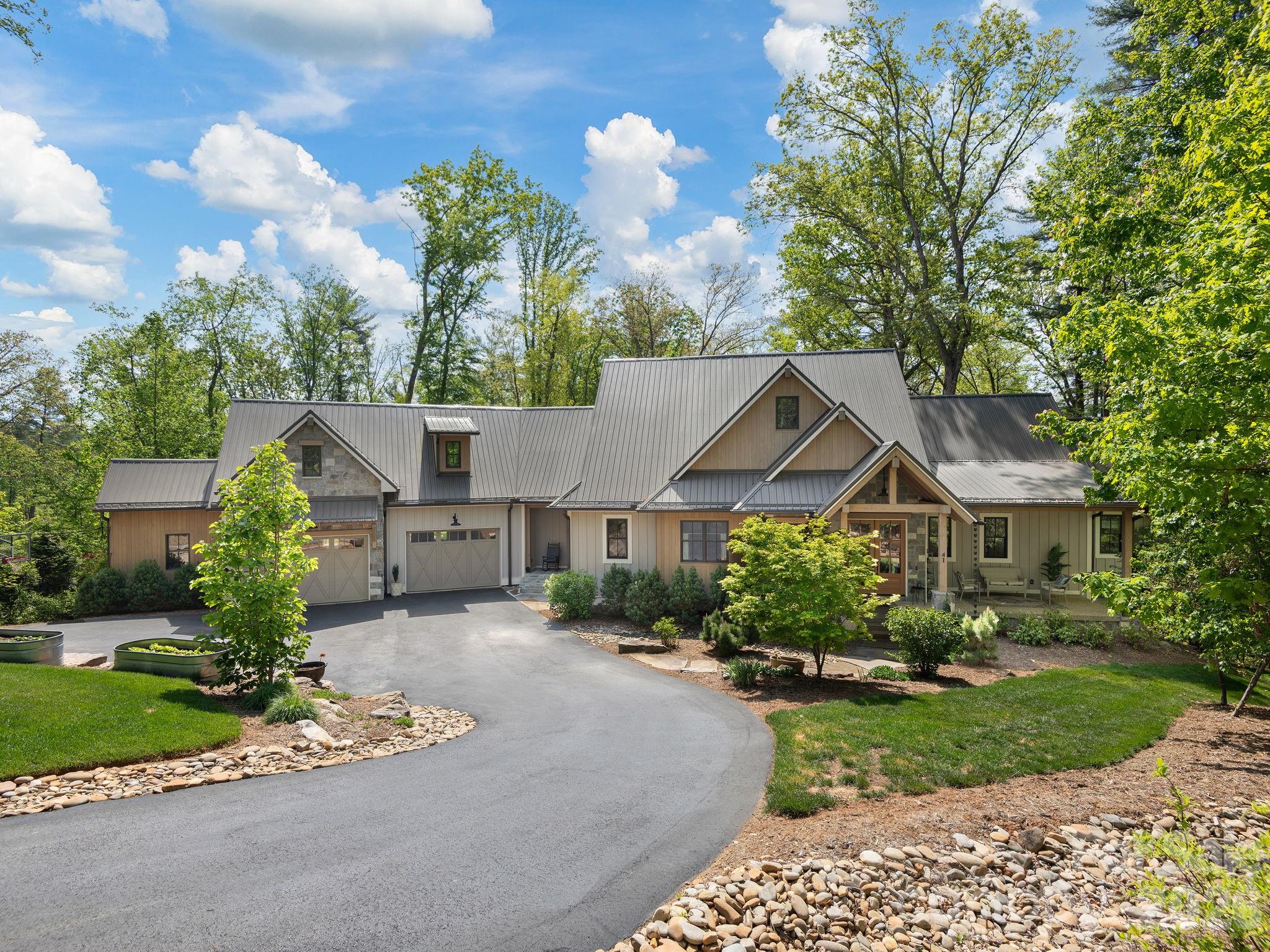 Asheville NC, 41 Hawberry Court
